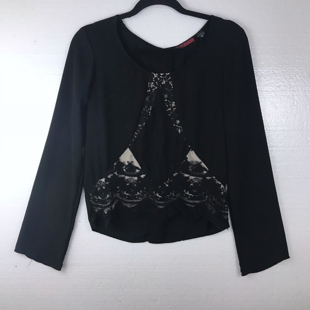 BKE Red Sz Small Lace Button Back Boho Top Buckle